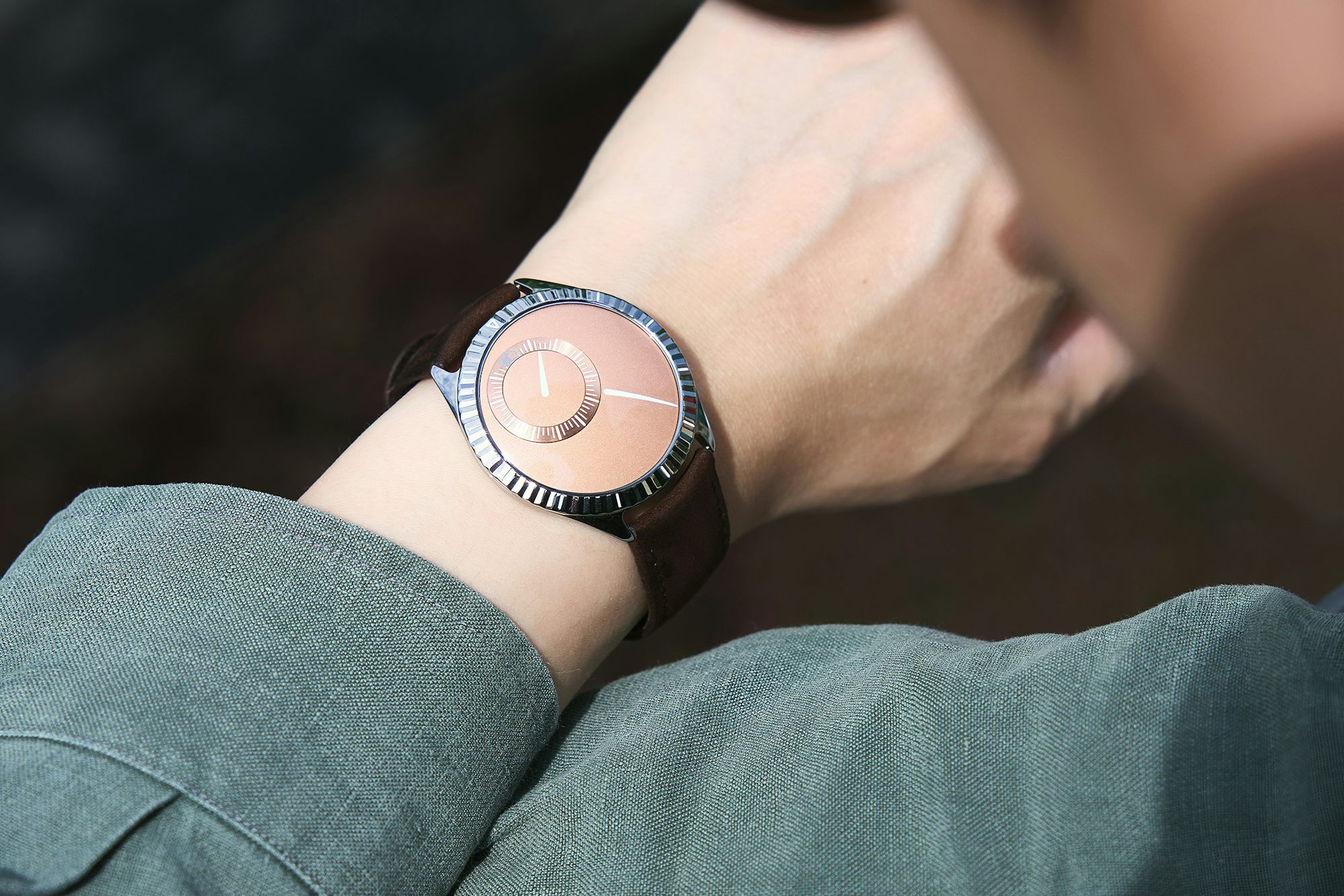 Ressence TYPE 9 ARM 'Scattered Sun'