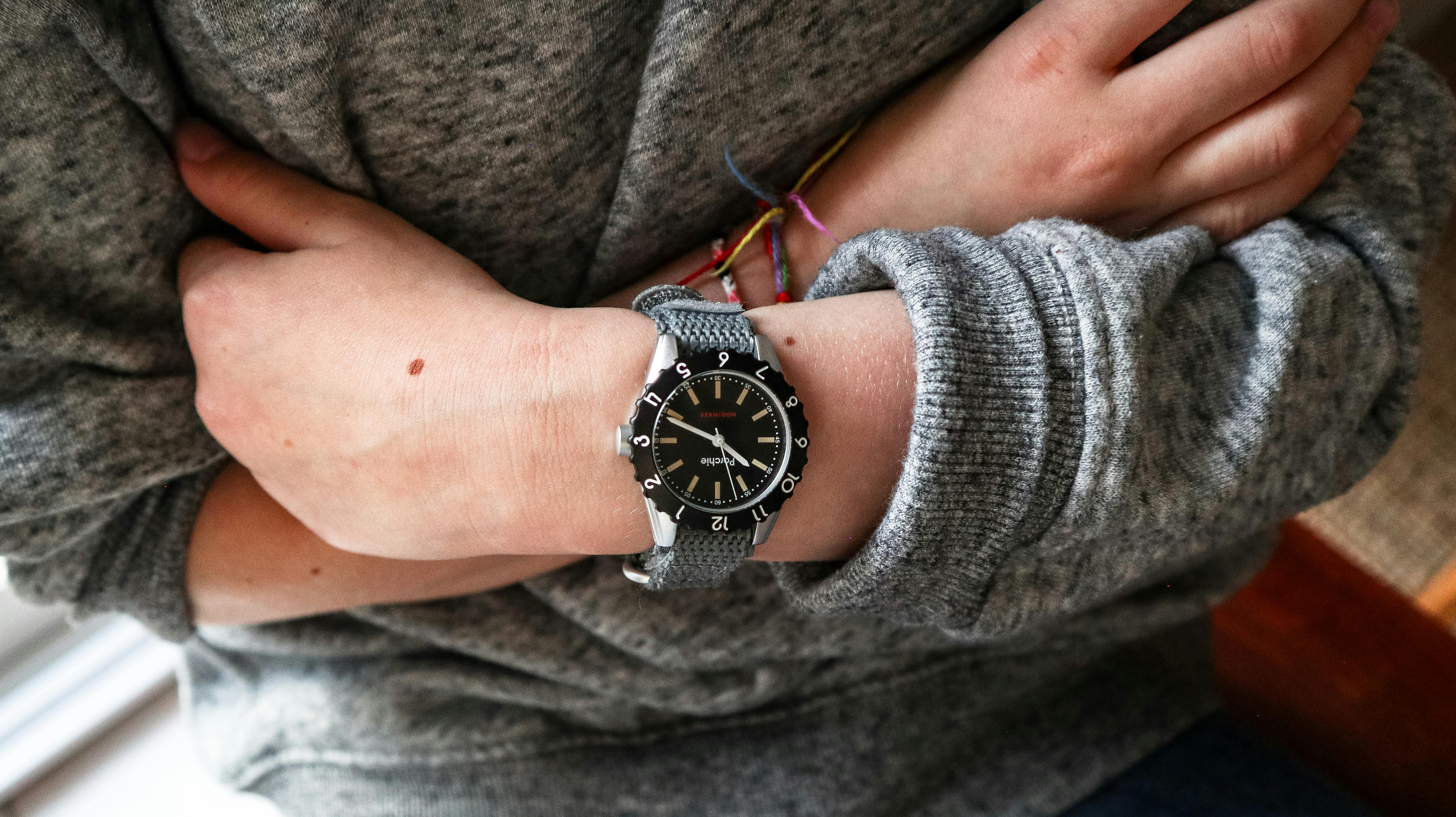 <p>The classic crossed-arm shot.&nbsp;</p>