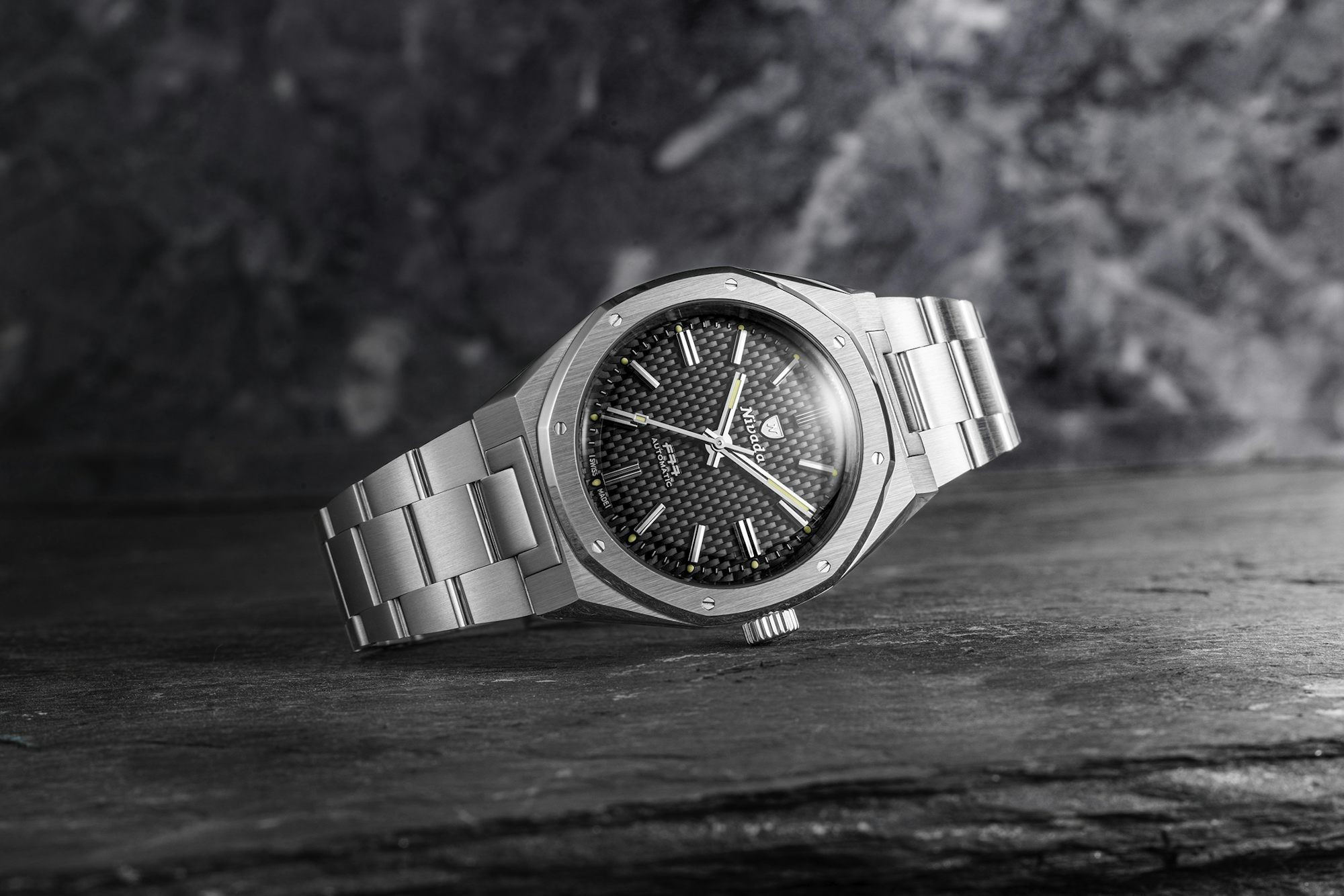 Nivada Grenchen F77 Mk2