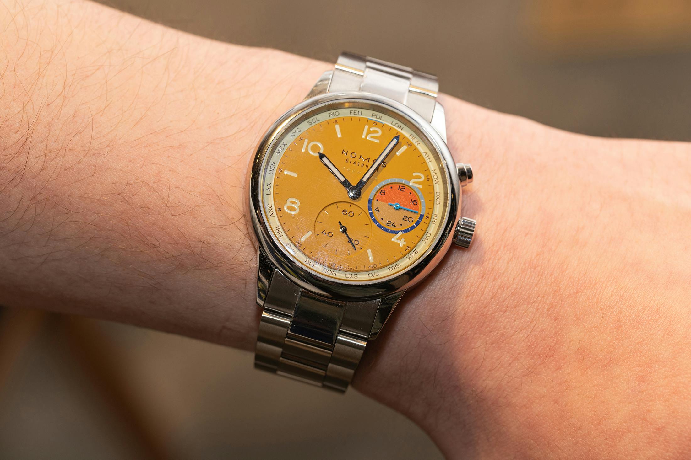 Nomos Club Sport neomatik Worldtimer