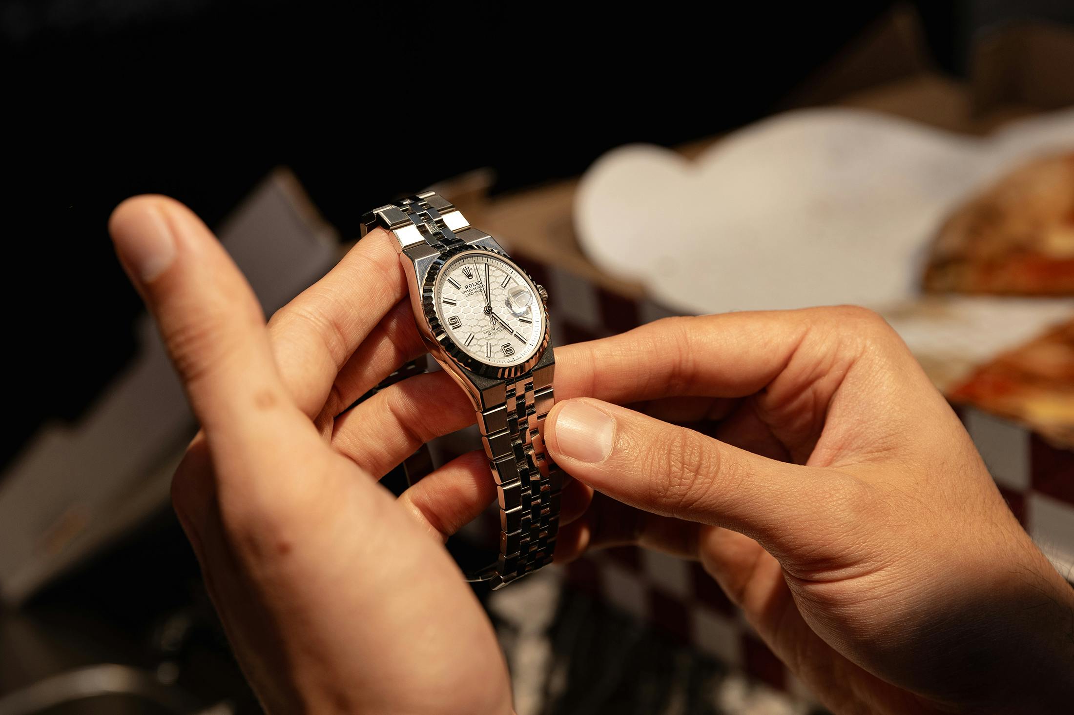 Hodinkee happy hour