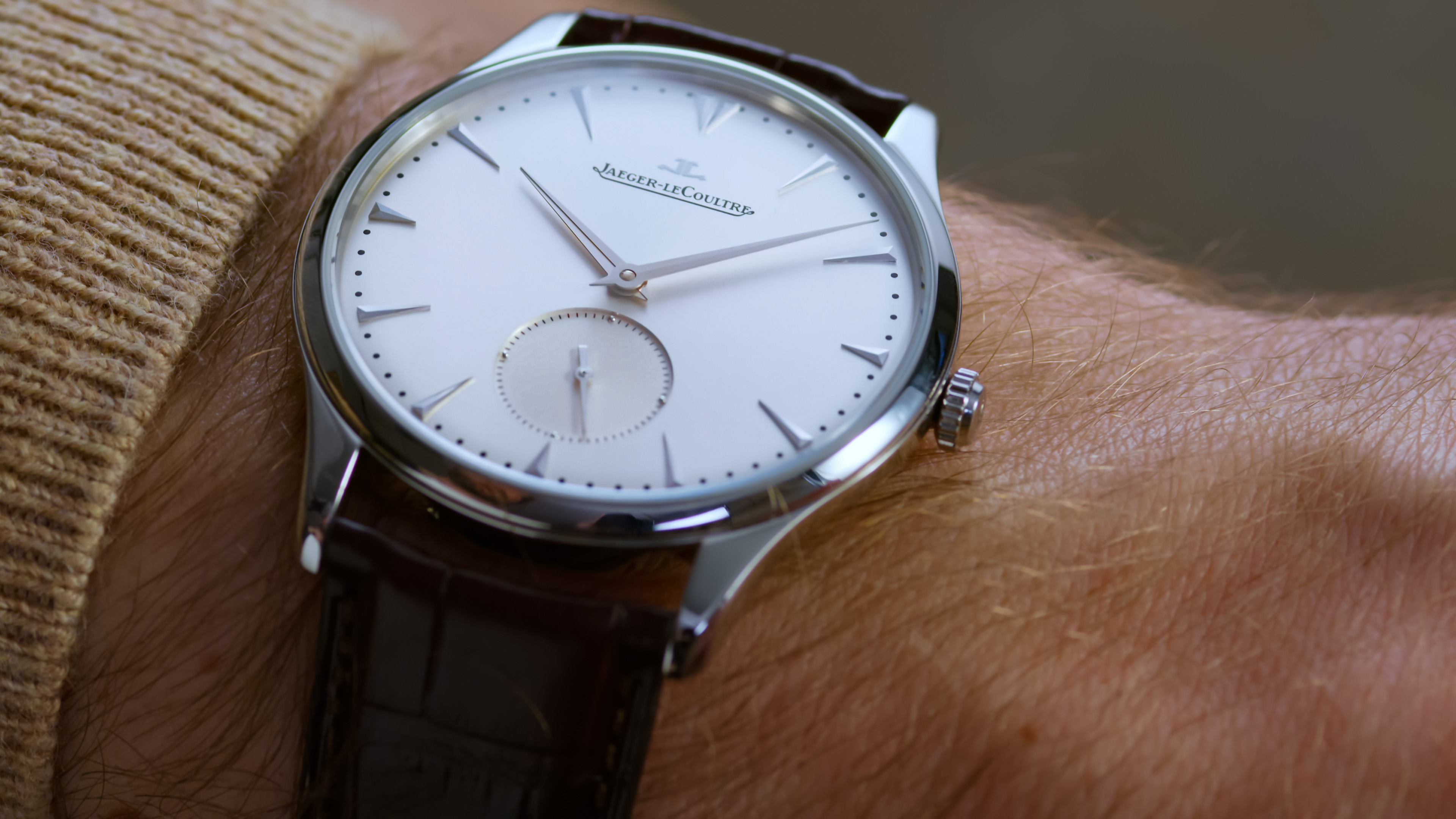 5 reasons why people should wear watches