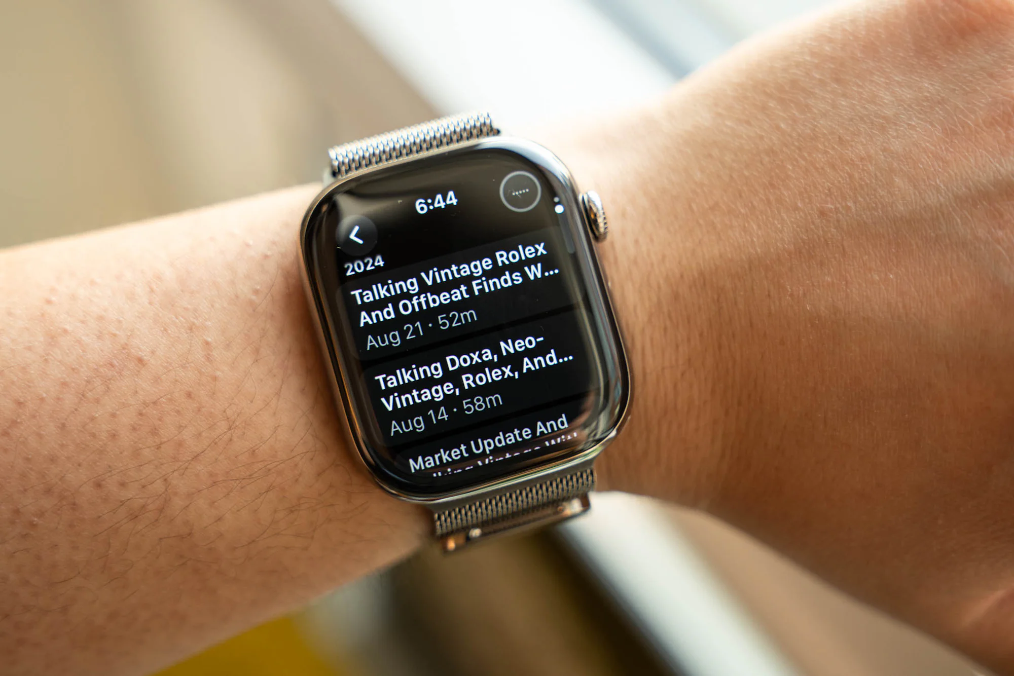 H Radio Apple Watch