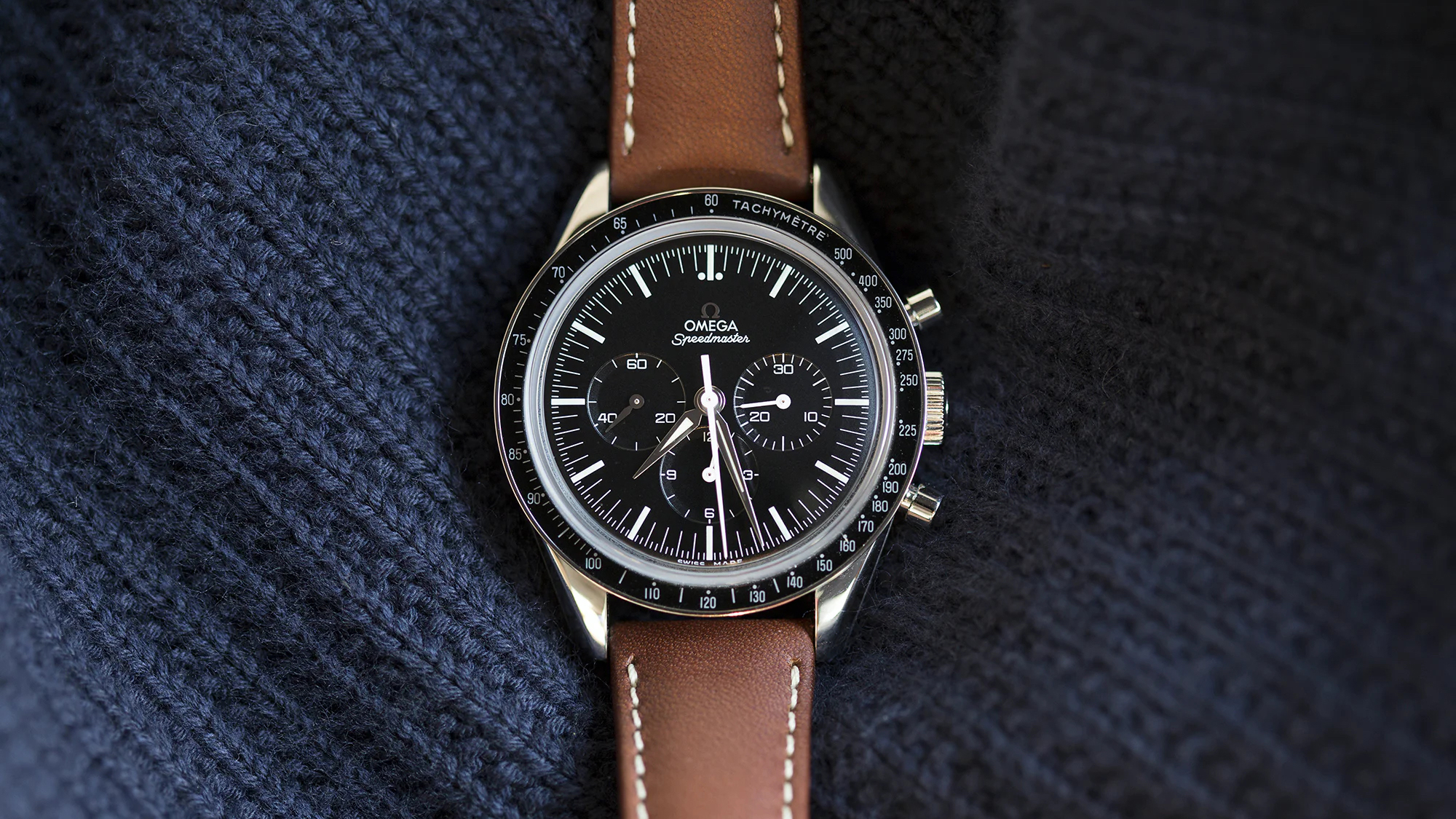 Hodinkee moonwatch on sale