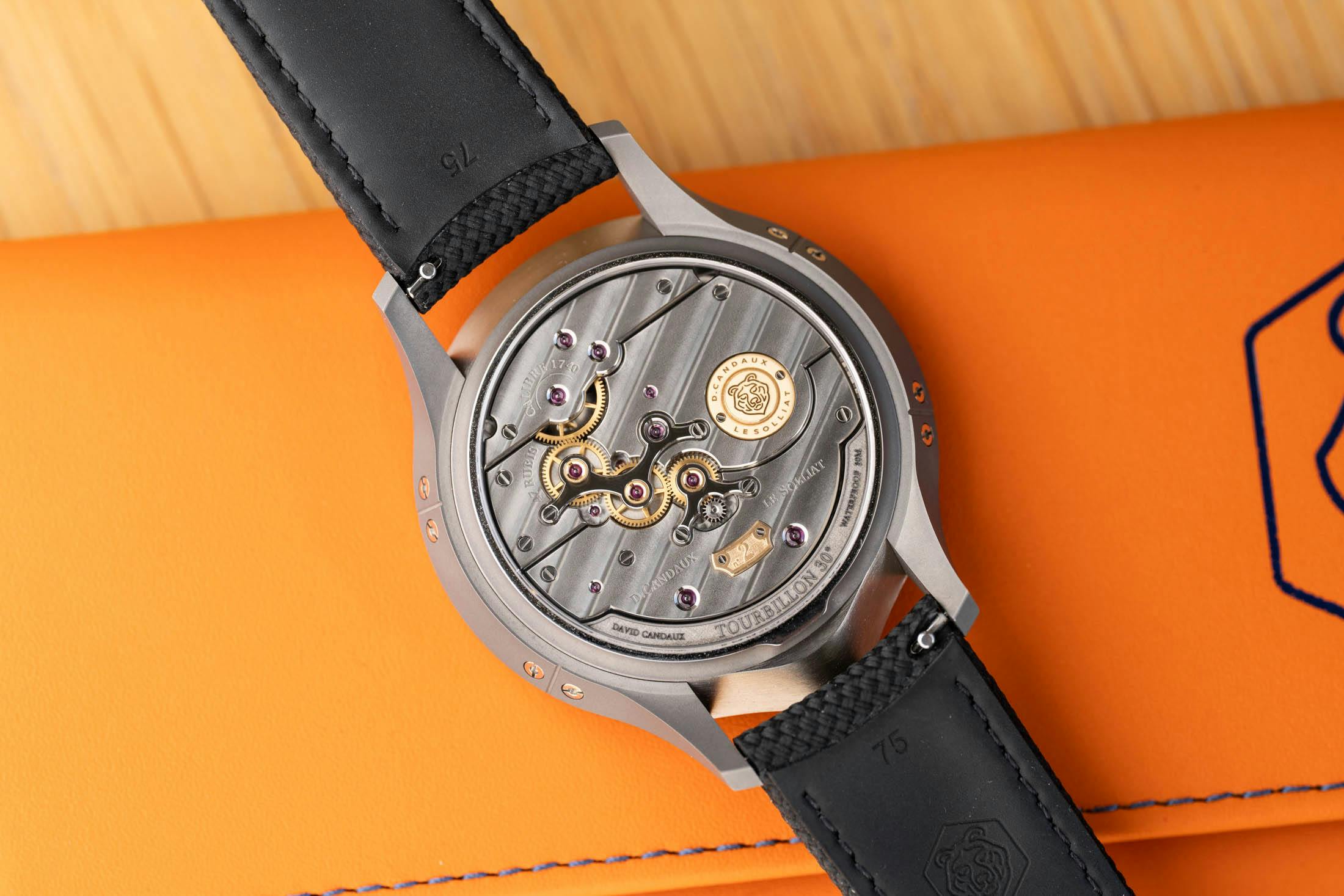 Caseback of DC1