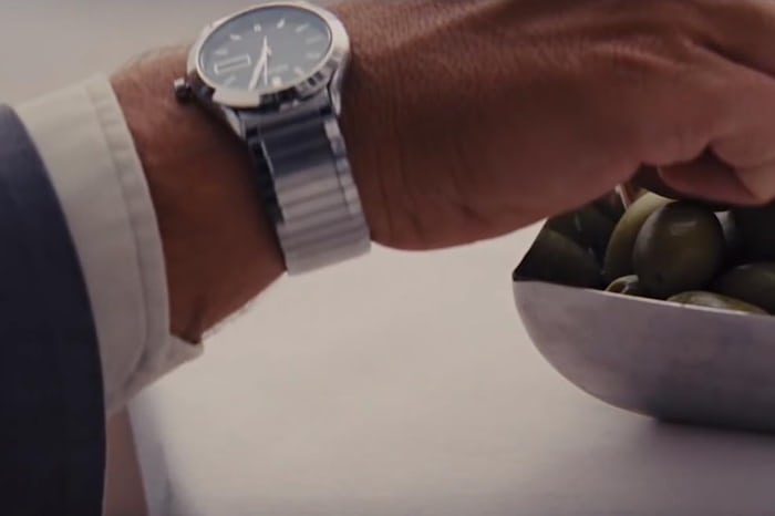 Kritisere Udled Motel Watching Movies: Leonardo DiCaprio Wears Two TAG Heuers For 'The Wolf Of  Wall Street' - HODINKEE