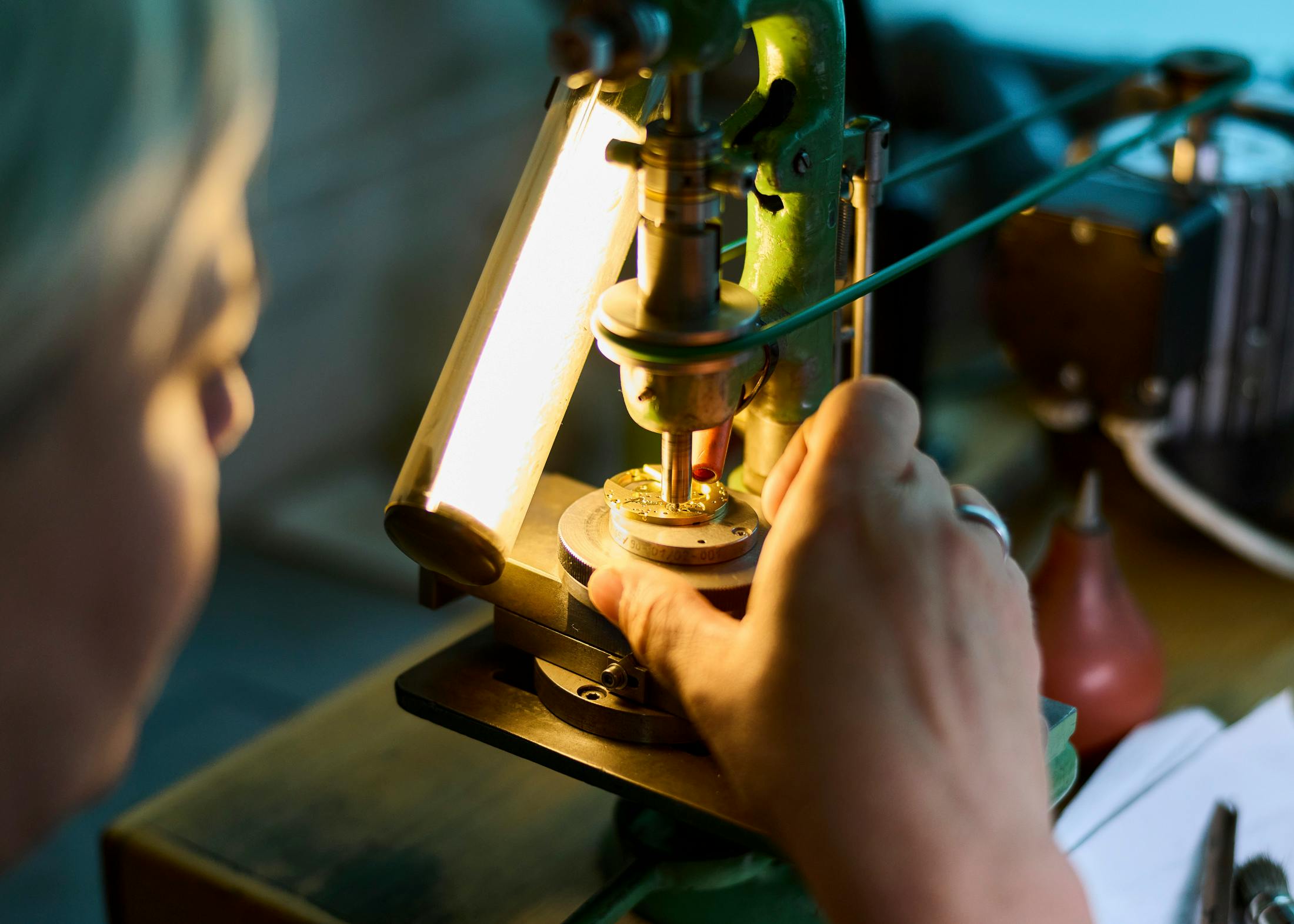 Pearlage is delicately applied to movements.