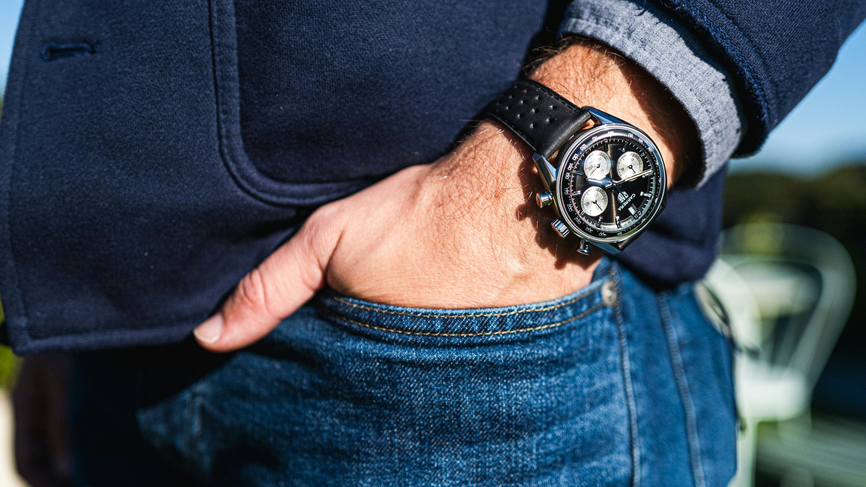 tag heuer carrera glassbox black dial 39mm