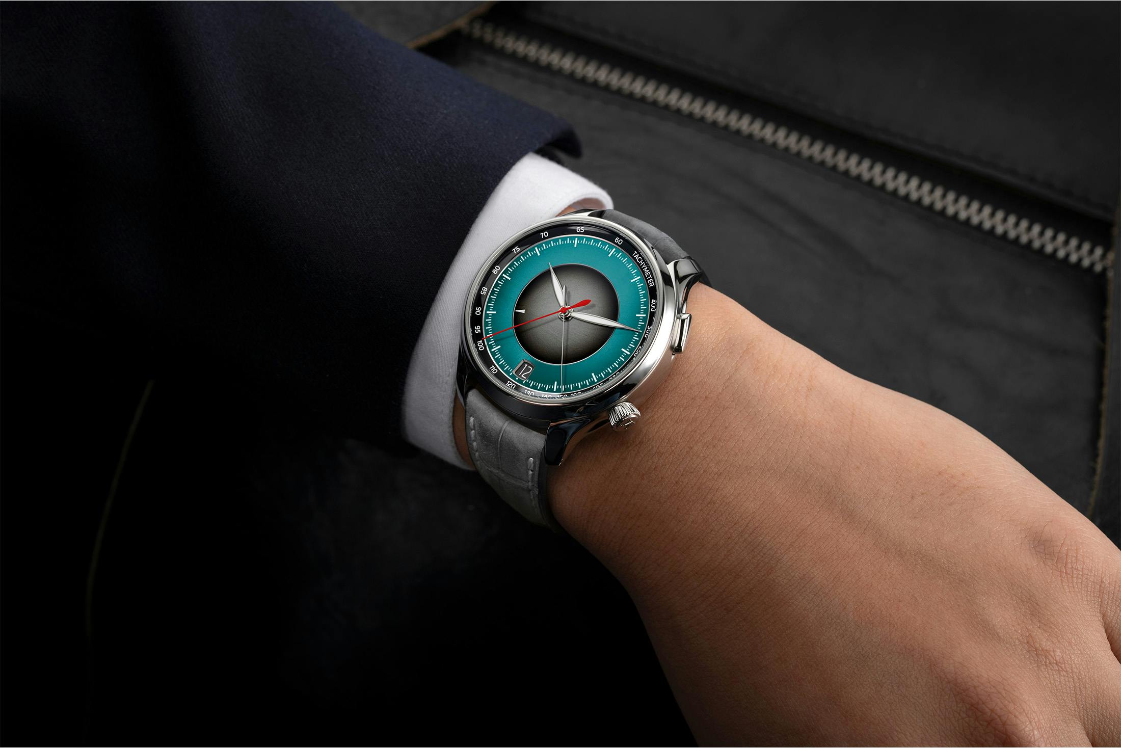 H. Moser & Cie. Endeavour Flyback Chronograph Dual Time Date 