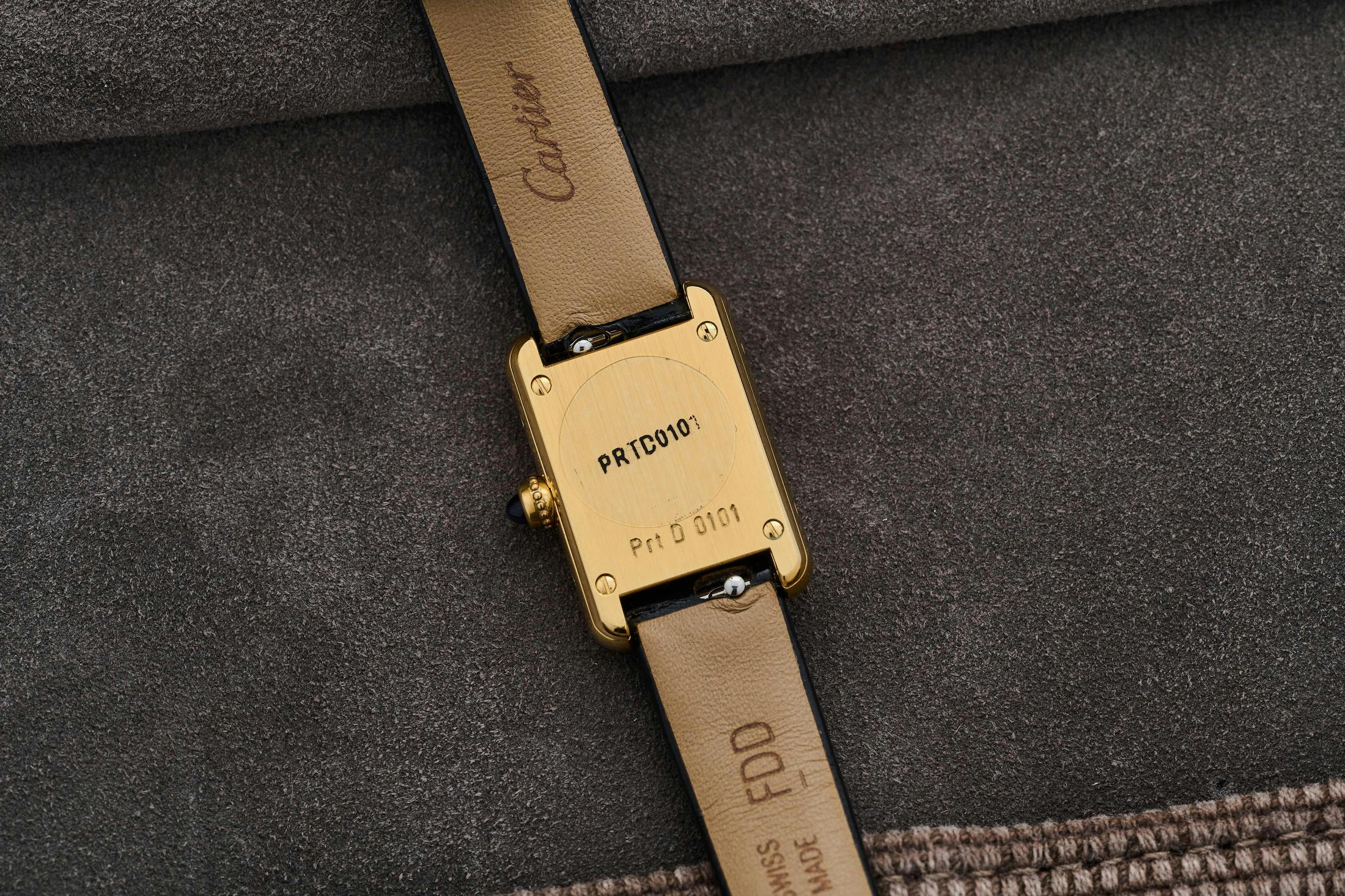 Tank mini caseback