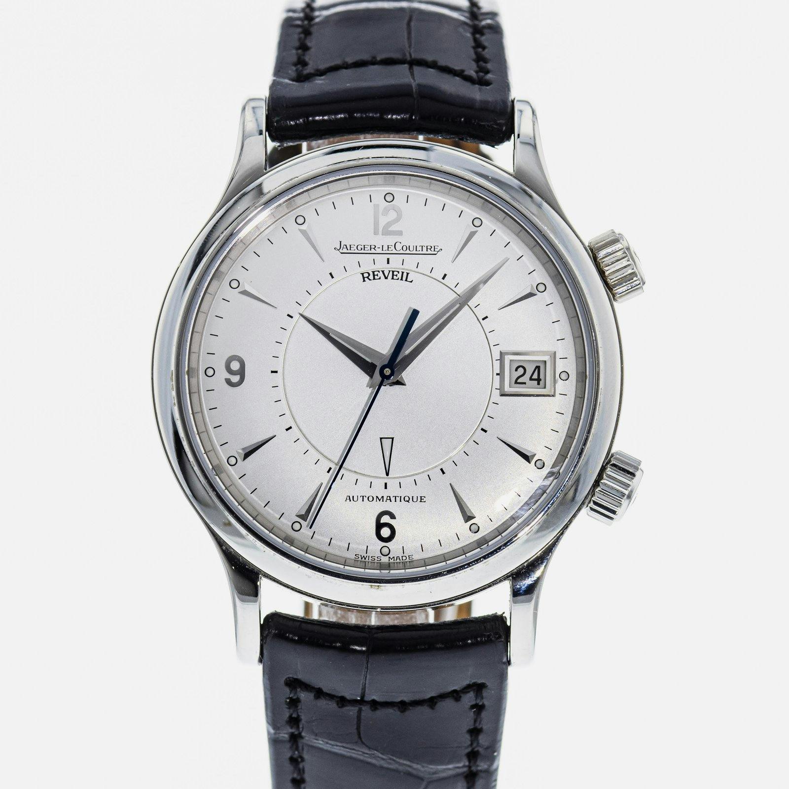 A soldier image of a Jaeger-LeCoultre Master Memovox Reveil 141.840.972