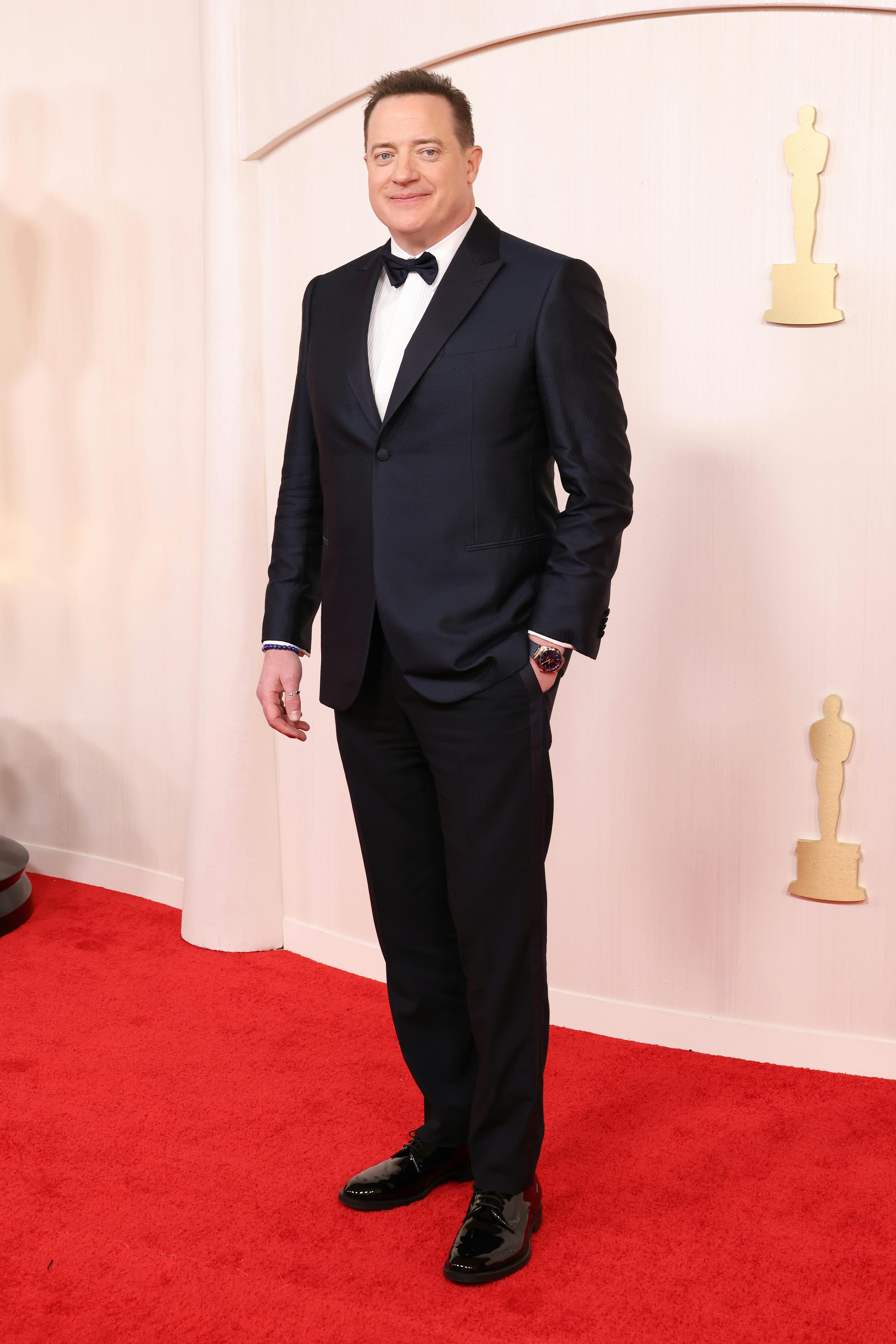 Brendan Fraser in Omega