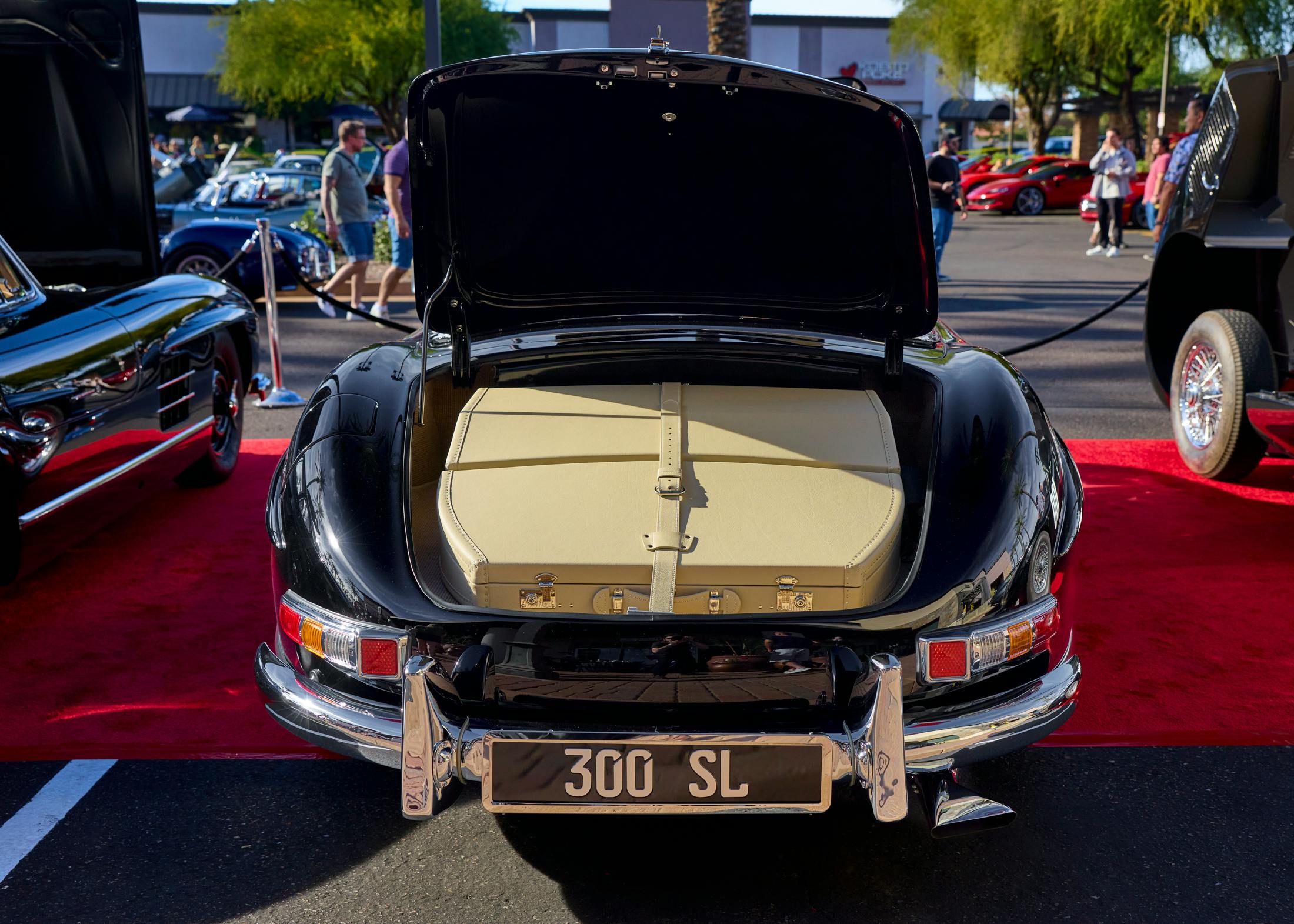 Oliver Smith Jeweler’s Annual Cars & Cigars