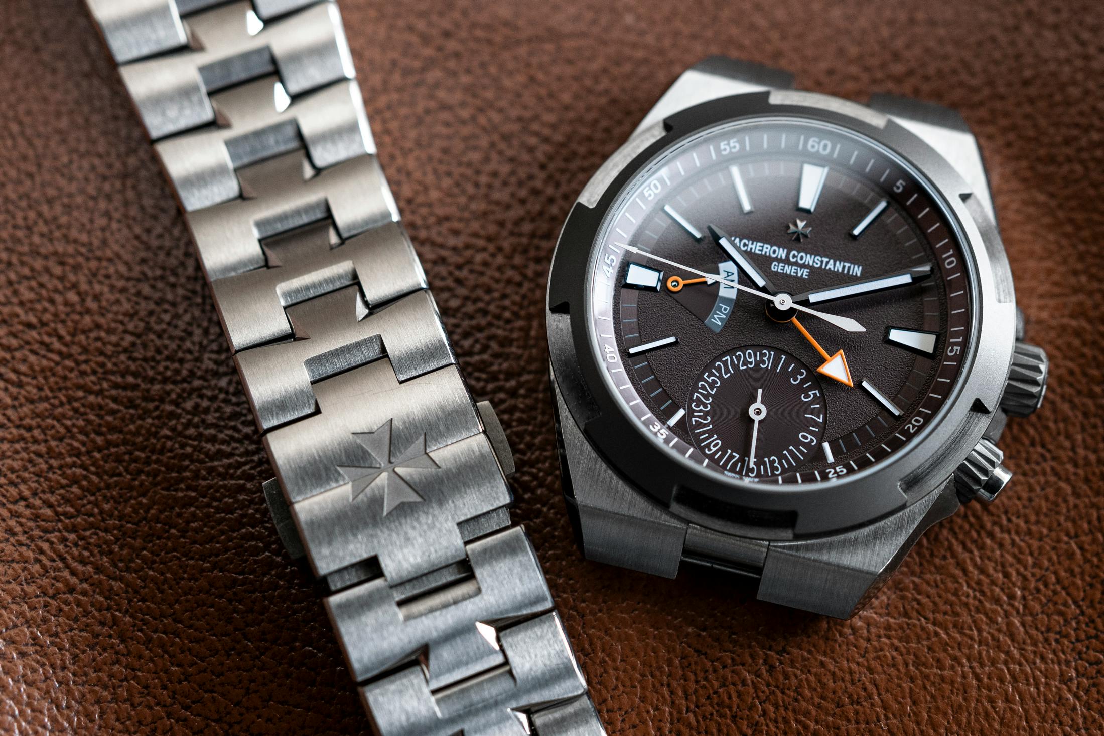 vacheron constanin overseas dual time cardinal points
