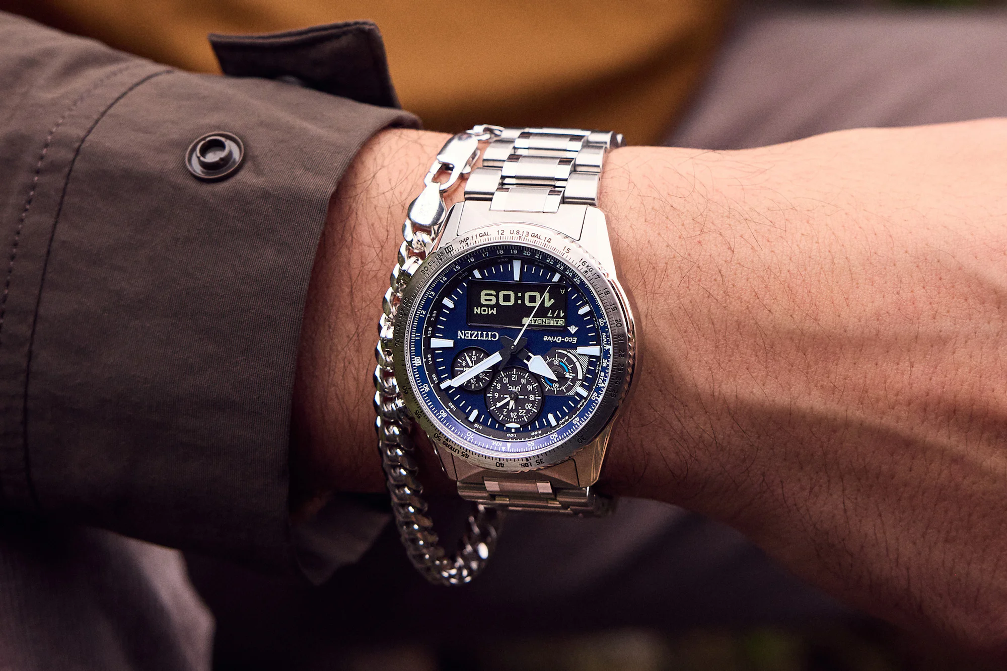 U830 Skyhawk Blue Wrist shot