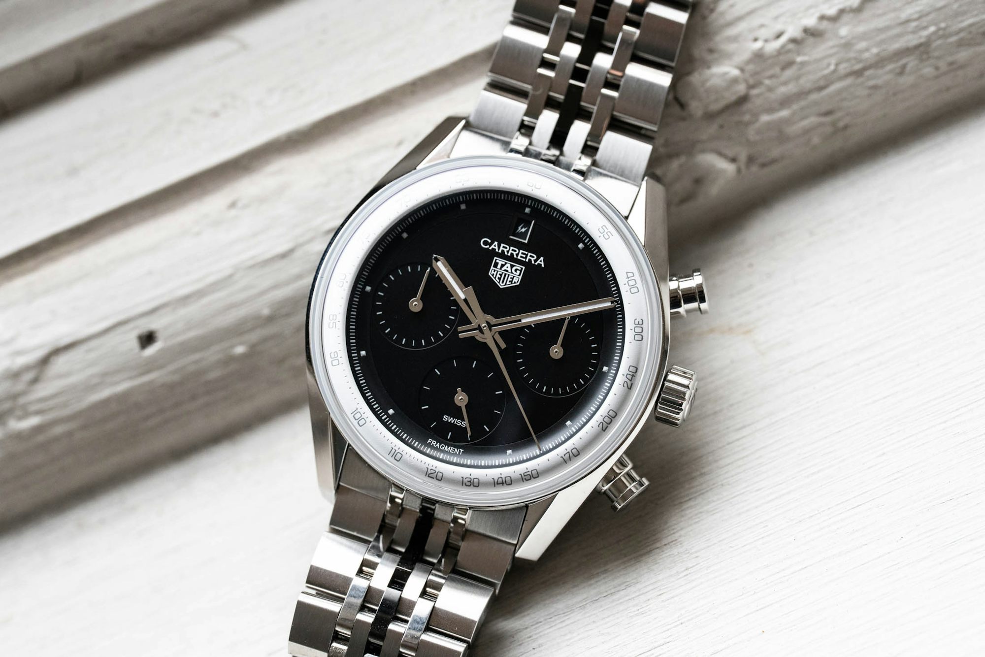 TAG Fragment Carrera Glassbox Window Shot