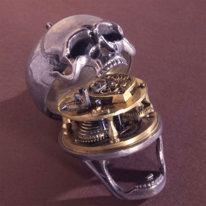 Skull watch, British Museum. Case, movement and dial from different eras, intended to give the watch an older appearance.