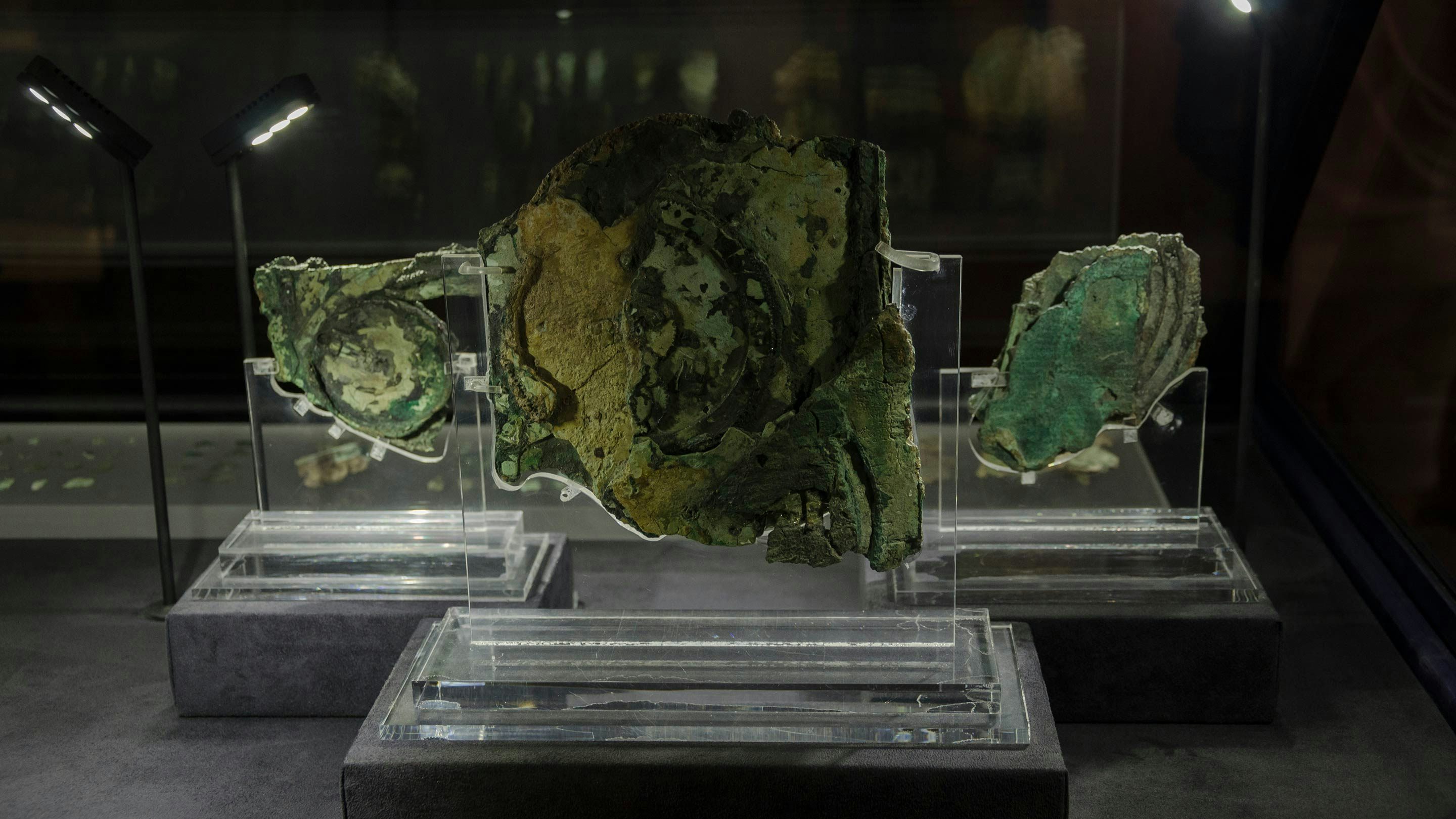 The Antikythera Mechanism is astronomical computer of amazing complexity