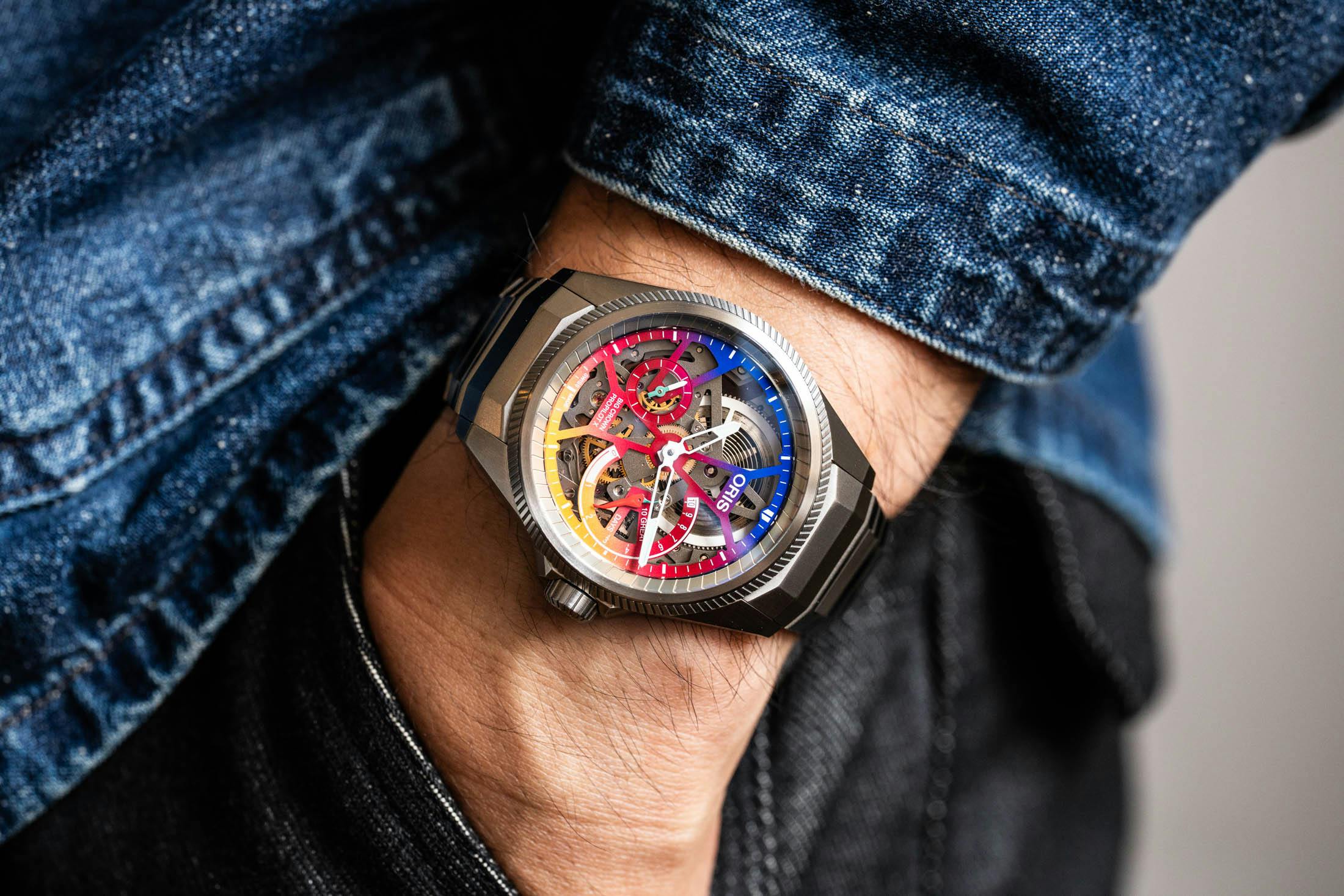 oris Gonzo Edition pocket shot