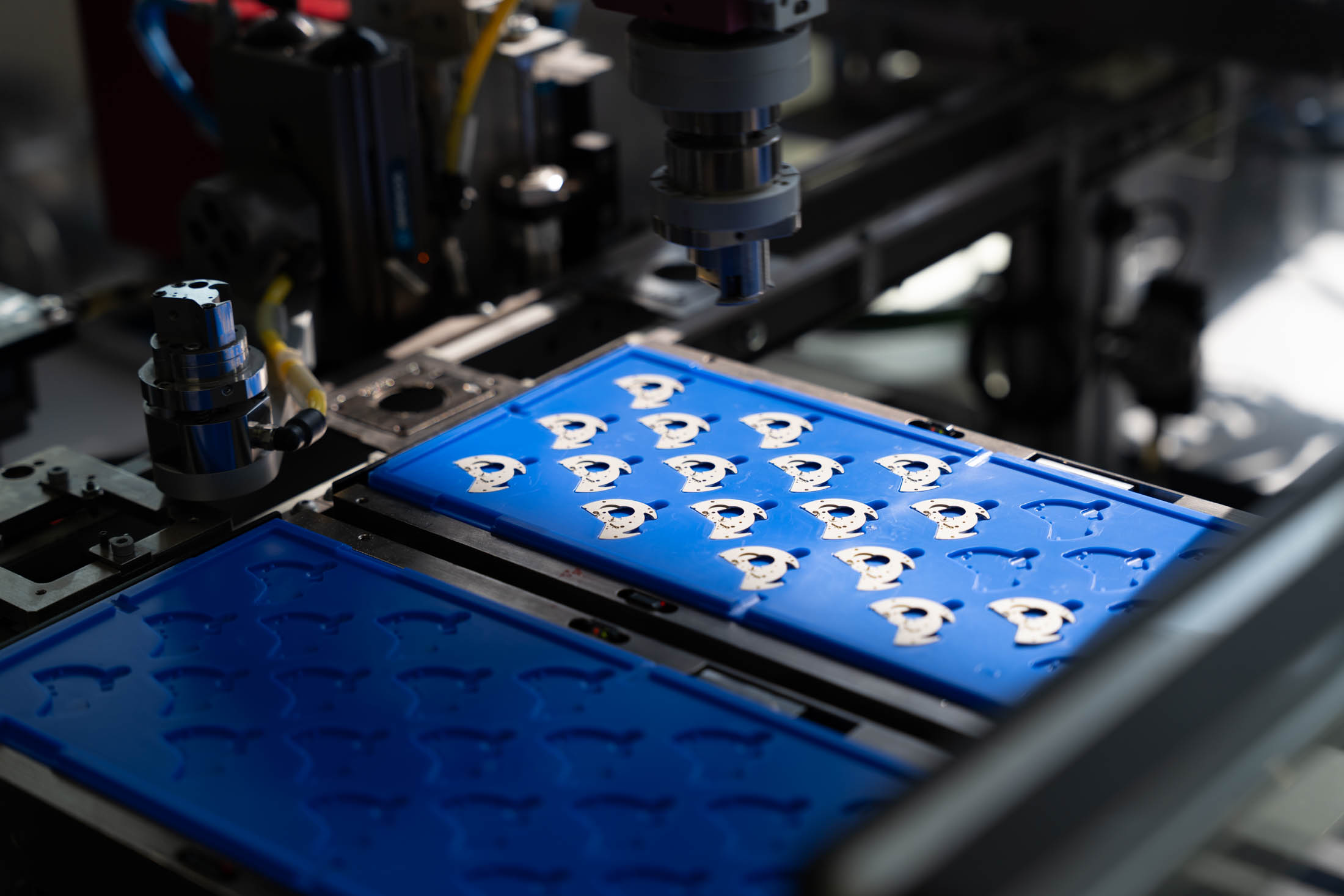 Finished module on tray