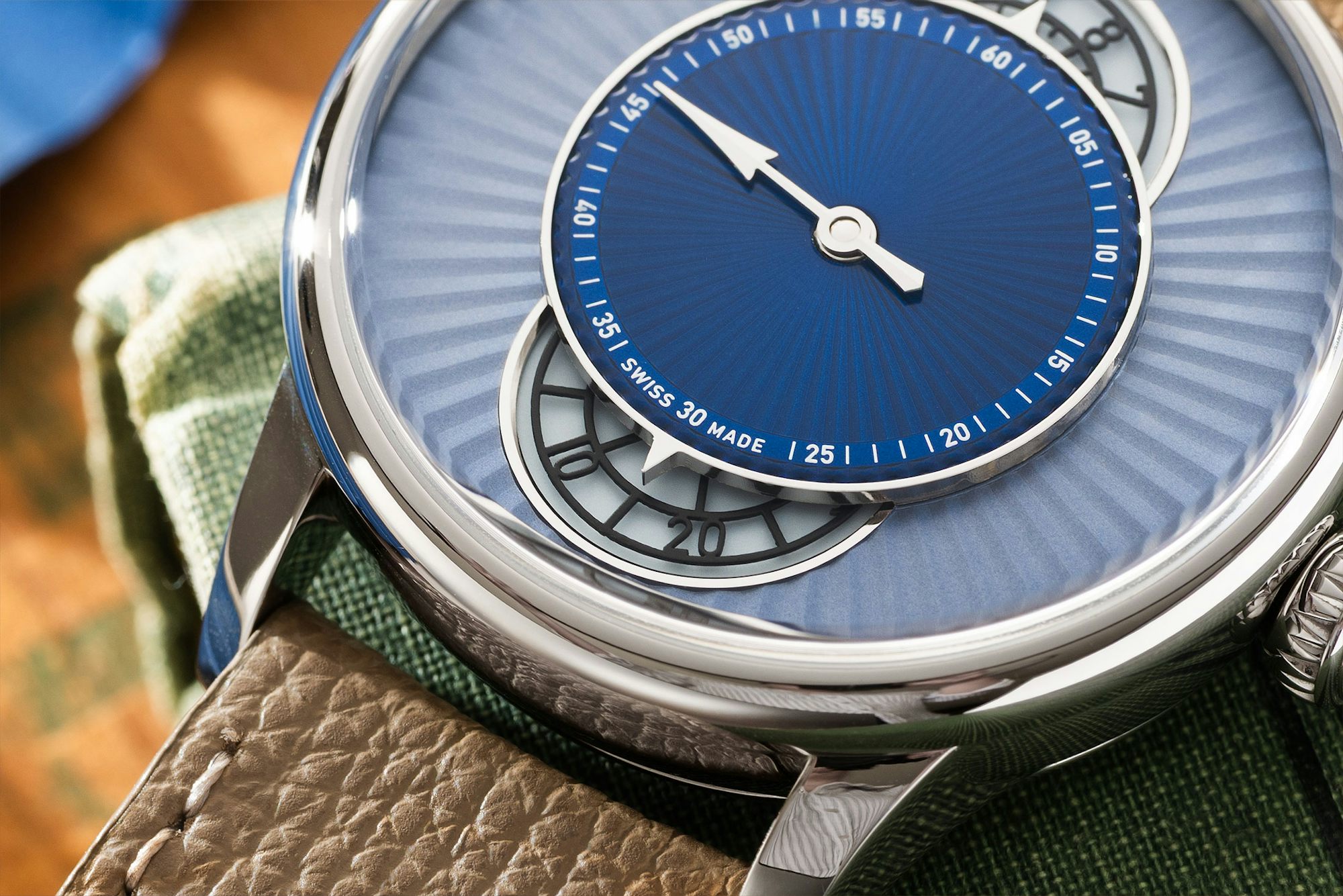 Le Régulateur Louis Erard x Worn & Wound