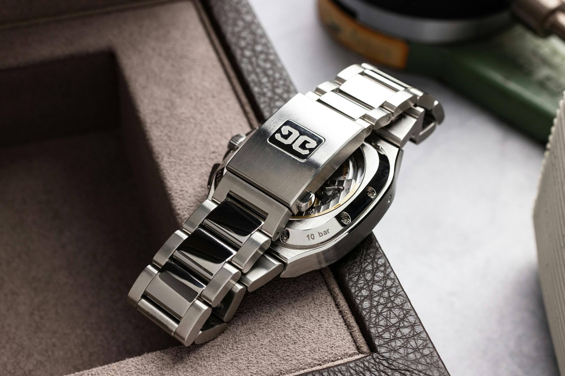 GO Chronograph