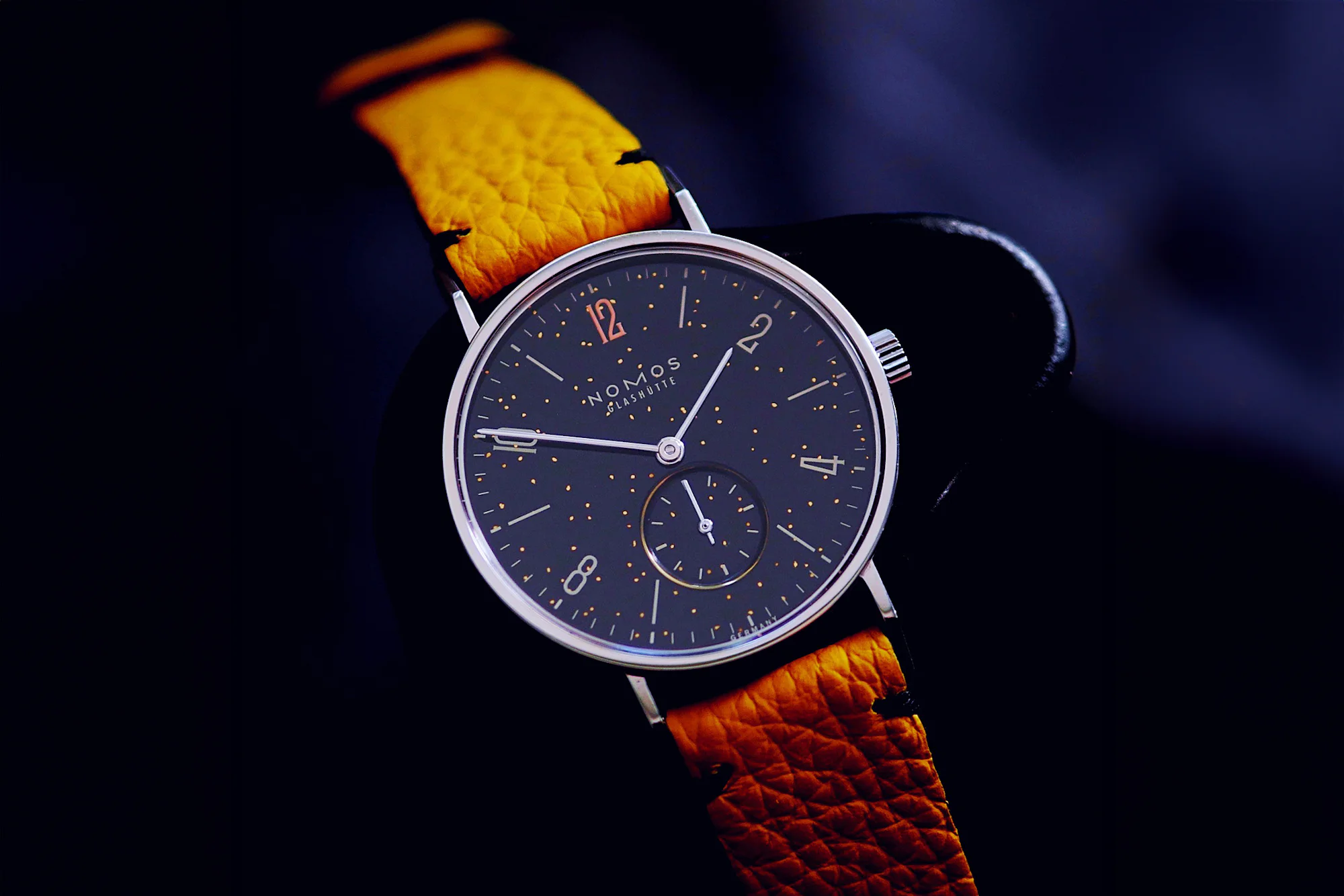 Nomos Tangente Urushi