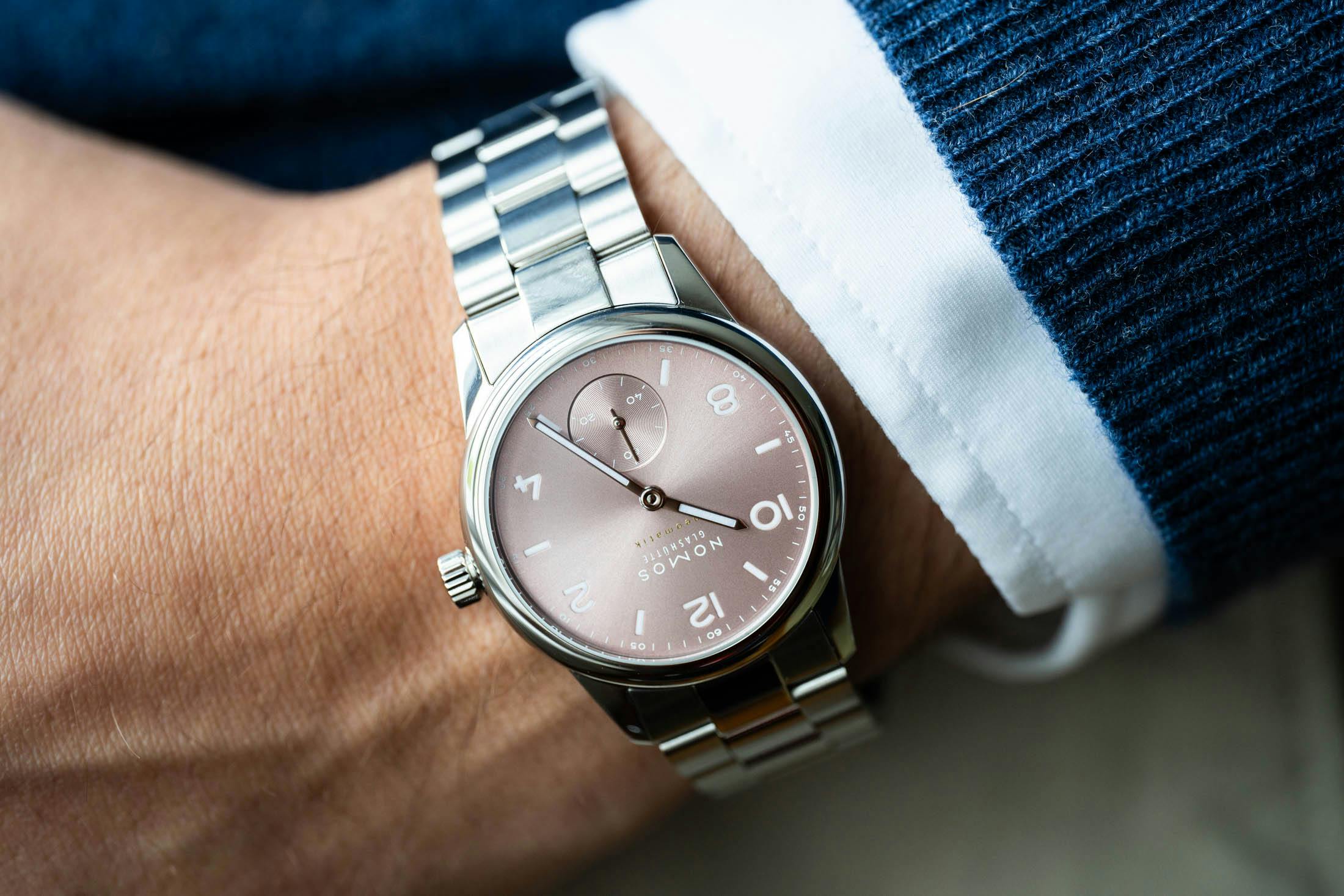rose watch wristshot