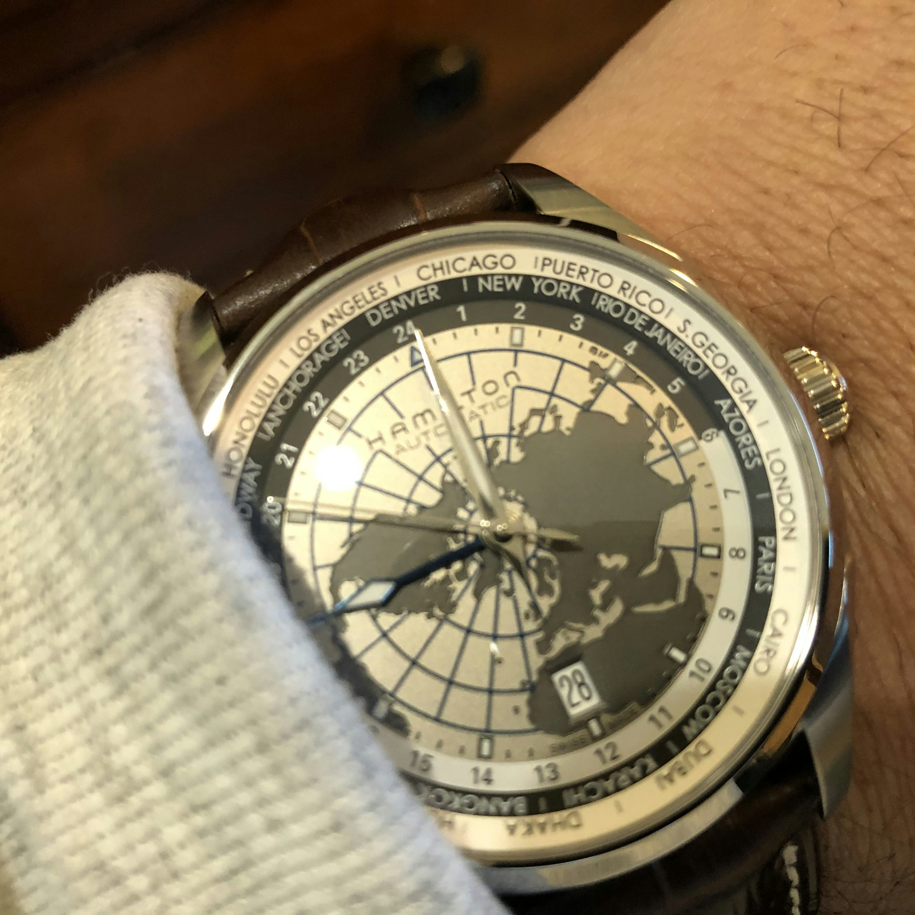 Hamilton jazzmaster worldtimer hotsell