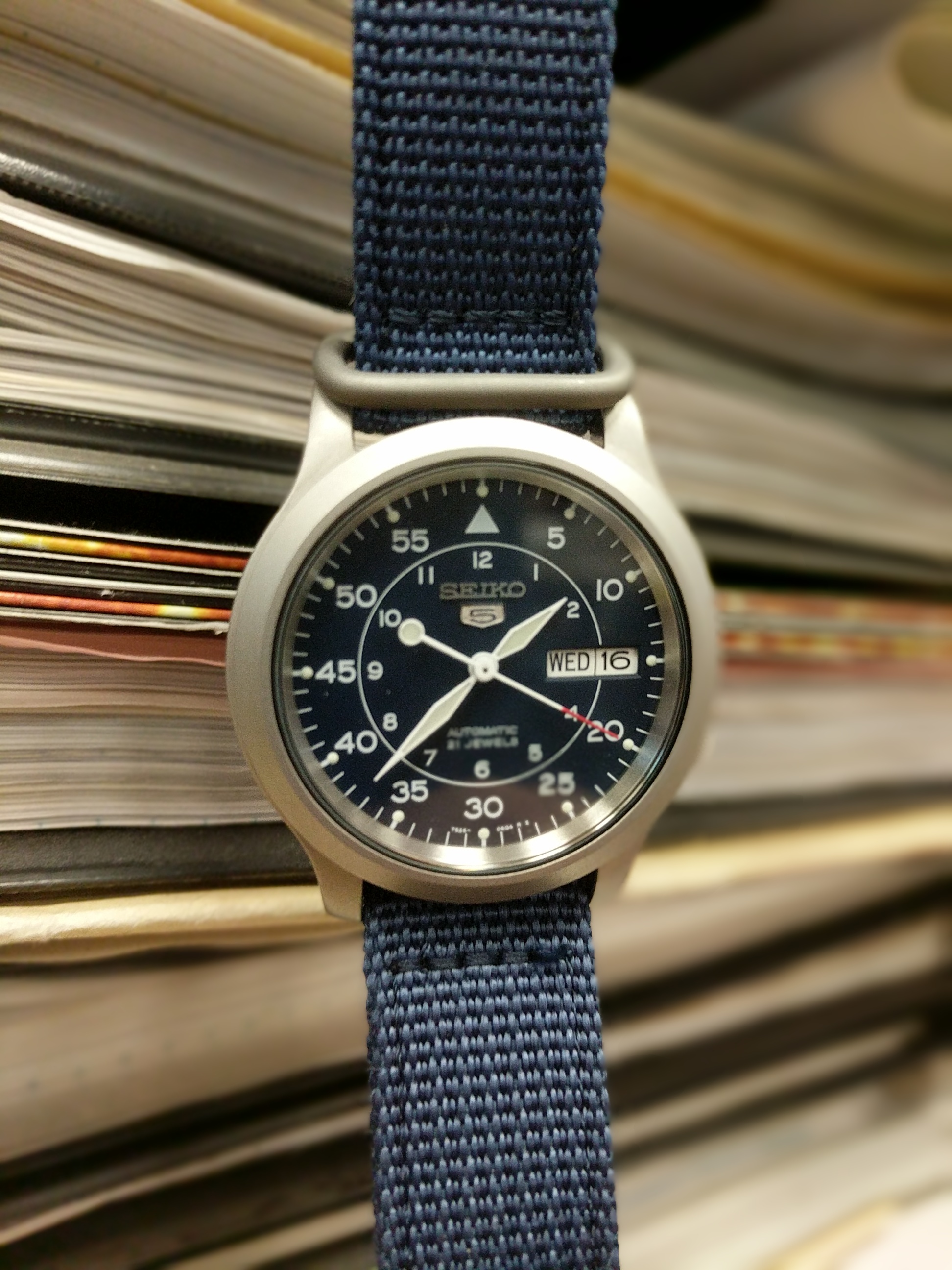 Seiko snk807 hot sale leather strap