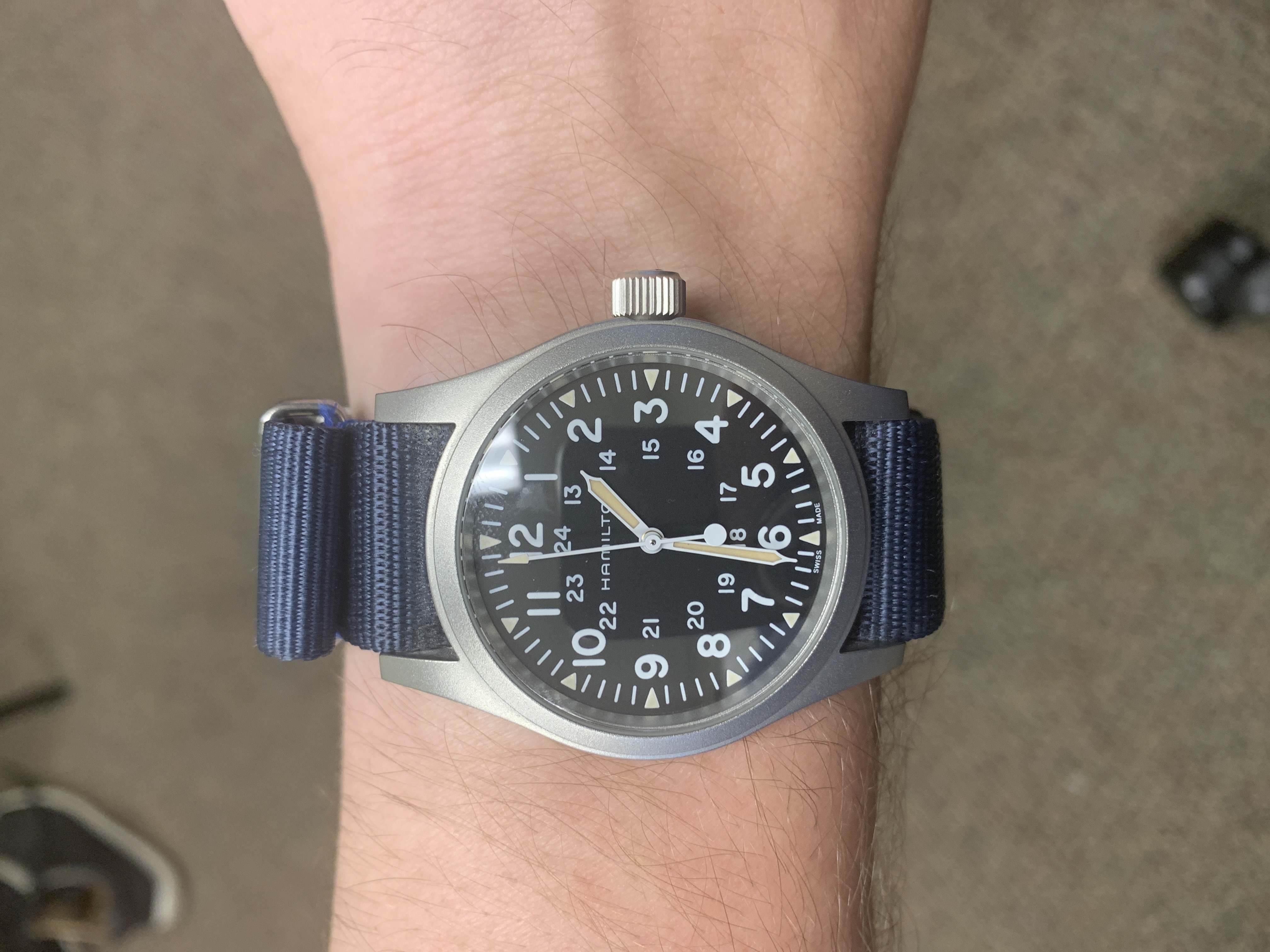 Hamilton khaki shop field mechanical h69429931