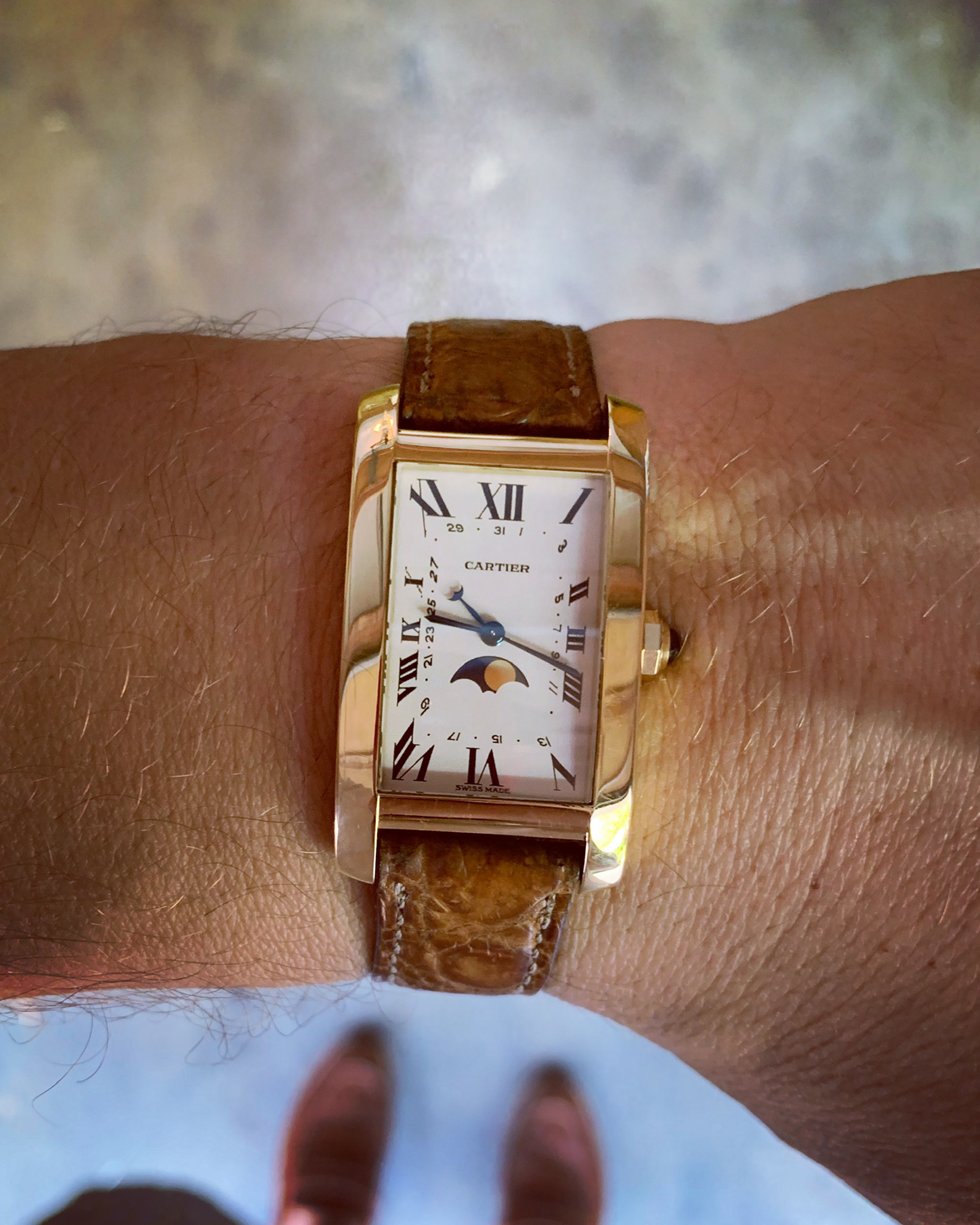 cartier tank americaine moonphase