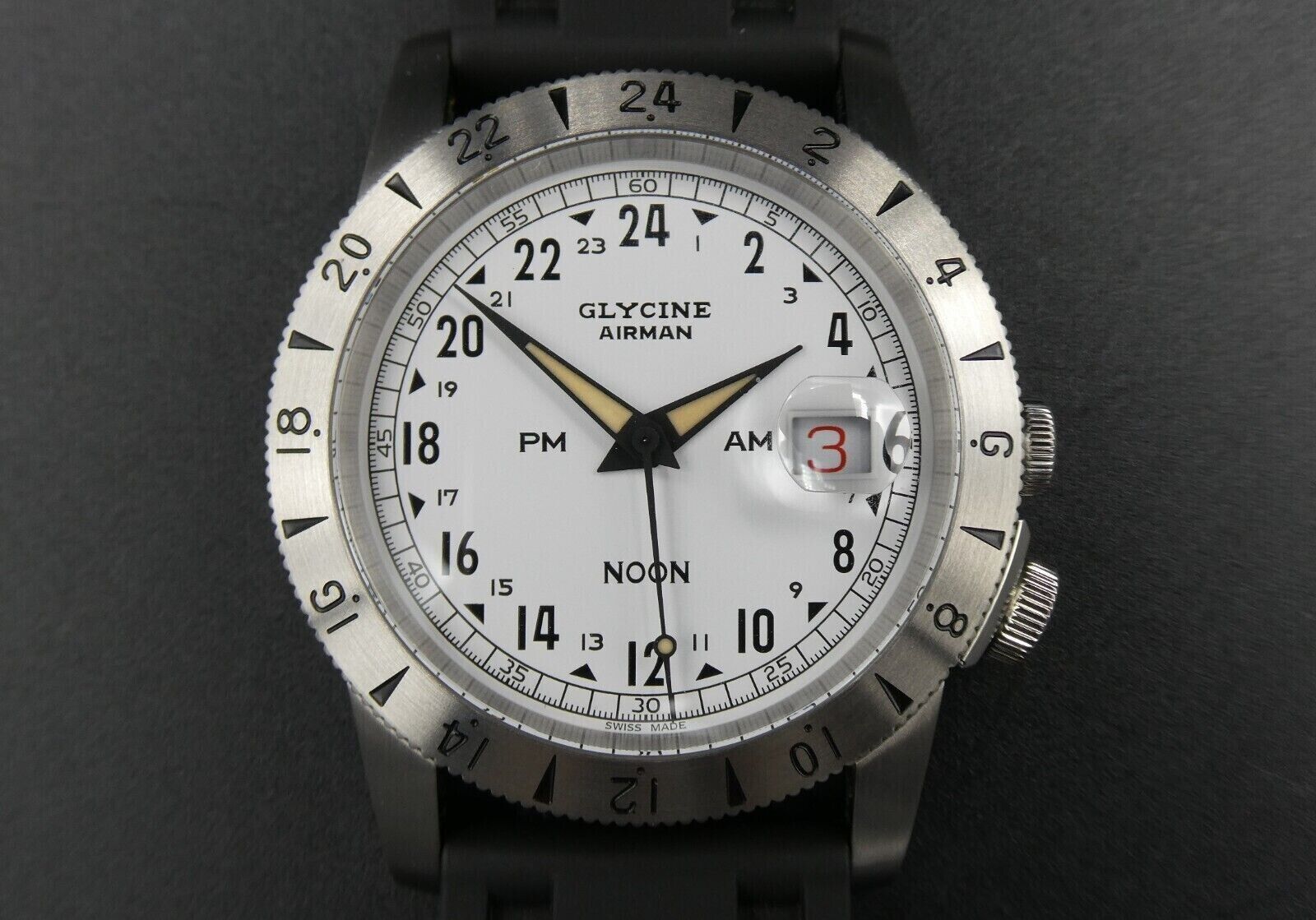 Hodinkee clearance glycine airman