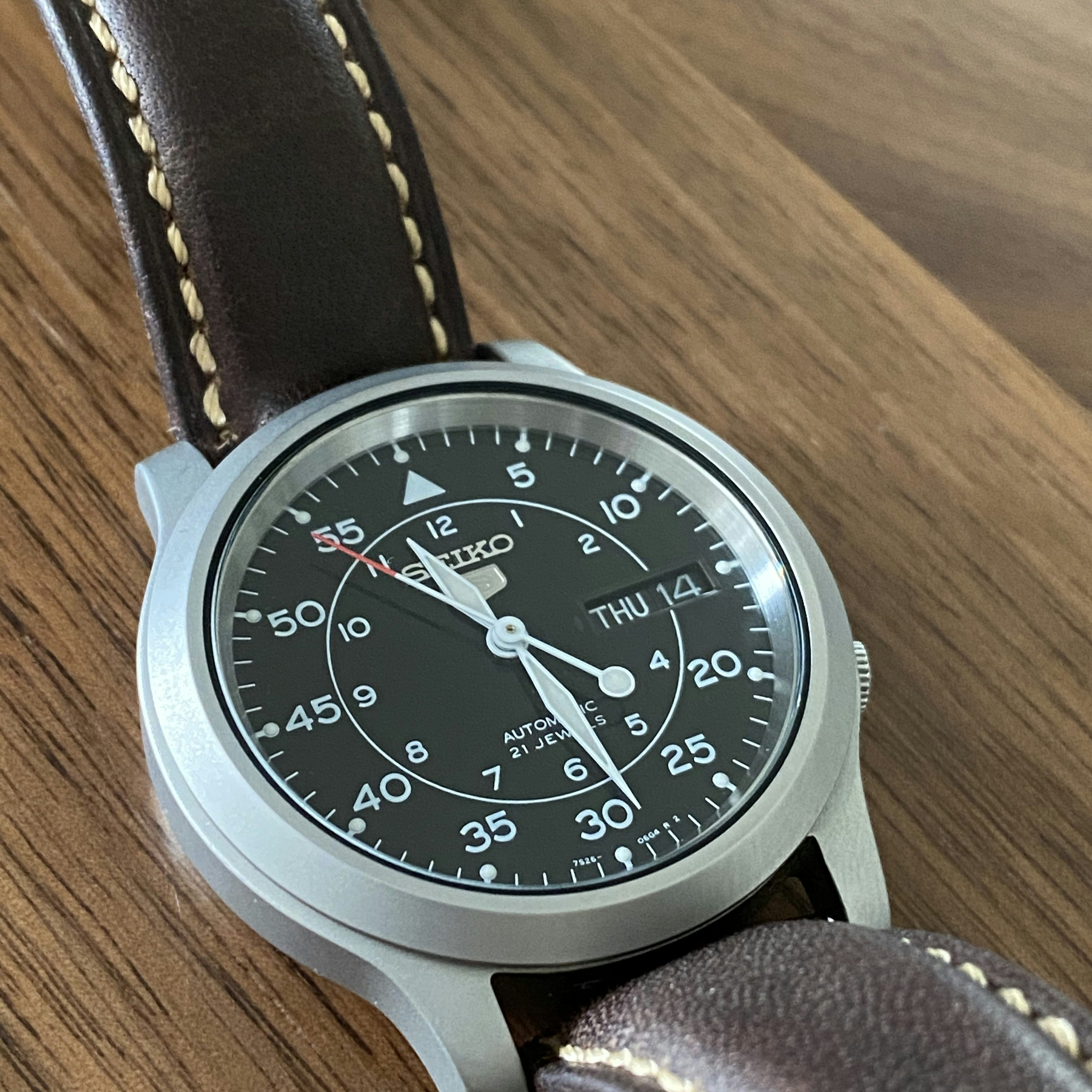 Seiko 5 sales snk809 leather strap