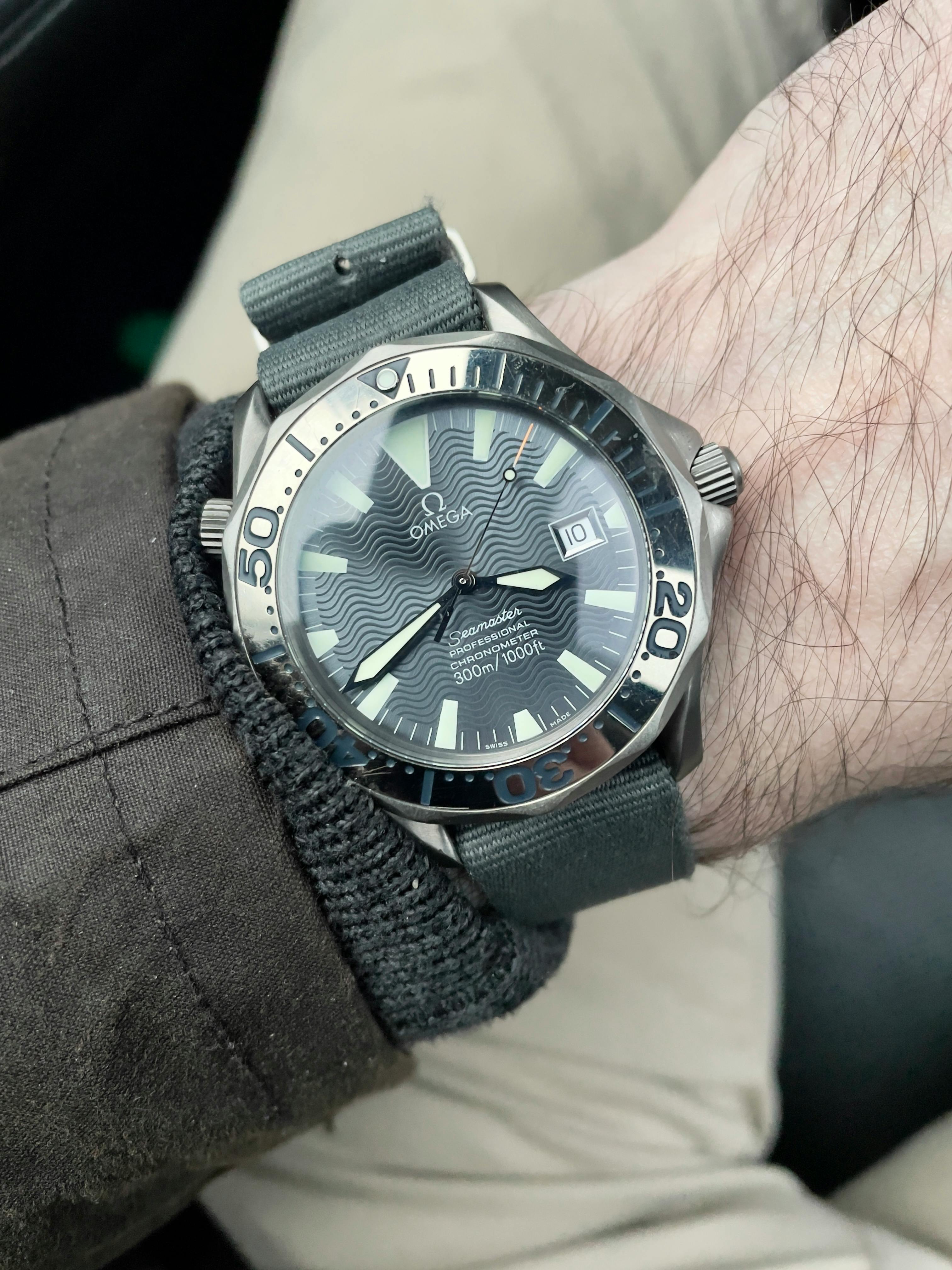 としき　 1998 Omega SMP Ti 2232.30 — Hodinkee Community